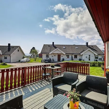 Steiroveien Hotel *